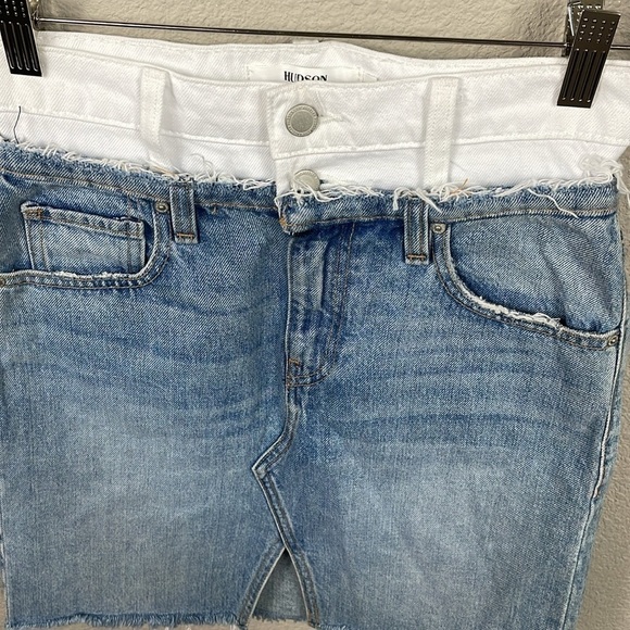Hudson Jeans Lulu Skirt Denim Jean Mini 2 Tone Summer Beach Blue White Sz 24 - Picture 4 of 13